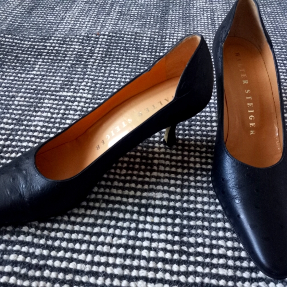 Walter Steiger Black Leather Heels Women's sz.9 1/2